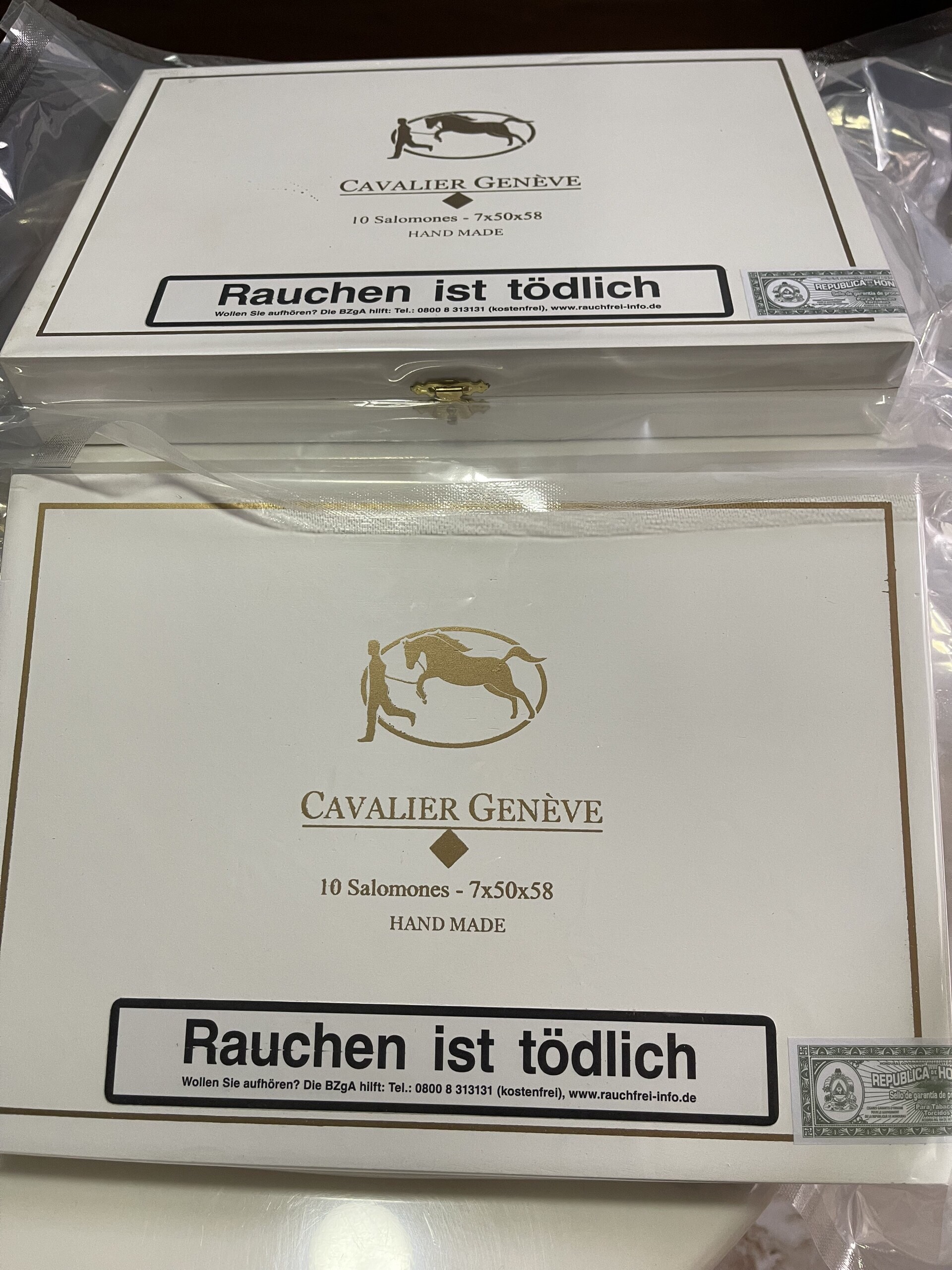 z3707550030403_f4189c8121339937f302ee4fdb37dc2c