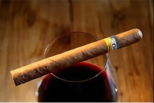 Xì Gà Cohiba Panetelas