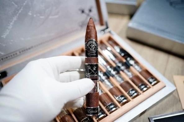 20e016abc309685731189