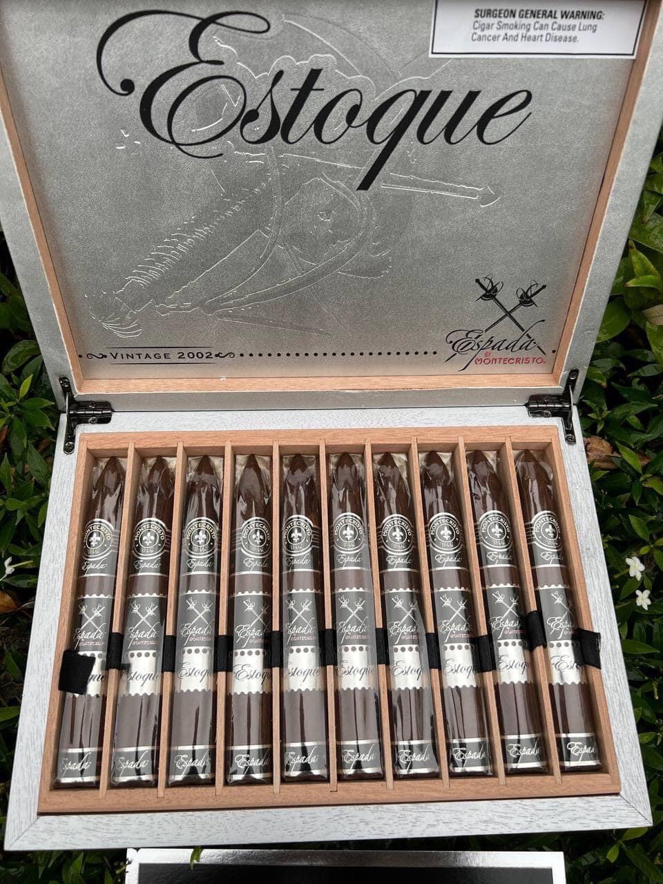 Xì Gà Montecristo Espada Estoque Vintage 2002 Hộp 10 Điếu