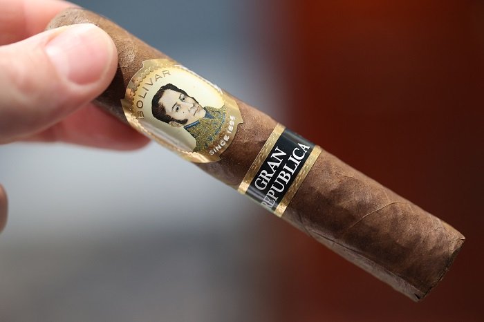 Bolivar-Gran-Republica-Robusto-1